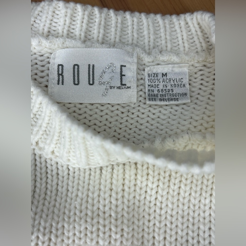 Koala Cropped Sweater - Picture 6 of 10